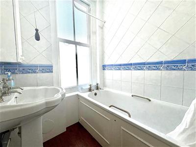 Picture 8